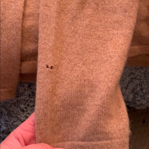 100% Cashmere Turtleneck Sweater - Picture 3 of 3